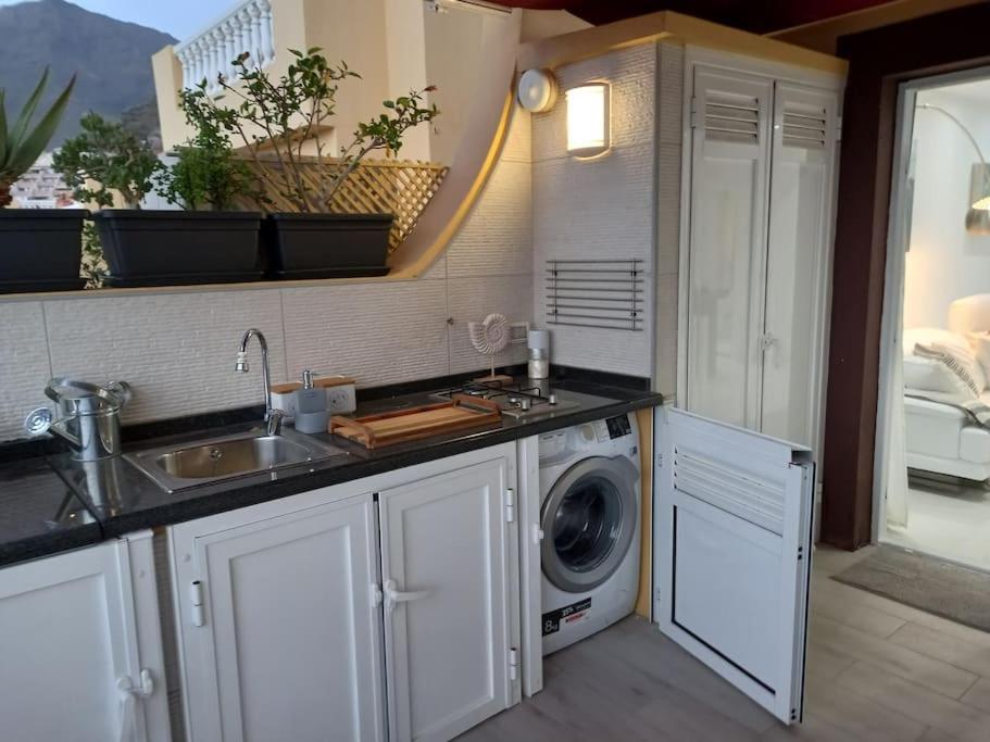 Apartamento Con Impresionantes Vistas Y Piscina Costa Adeje  Exterior photo