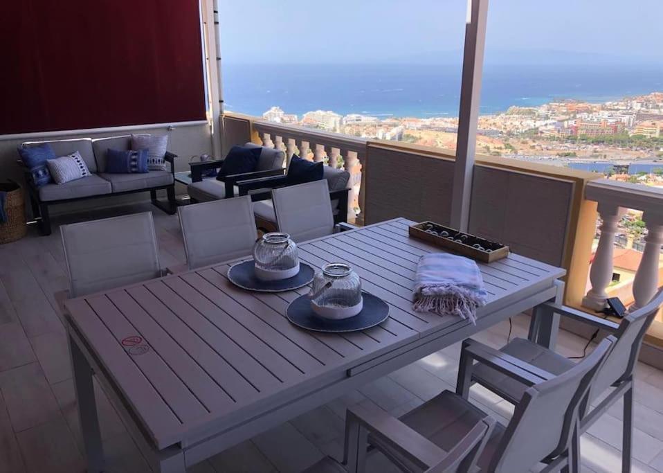 Apartamento Con Impresionantes Vistas Y Piscina Costa Adeje  Exterior photo