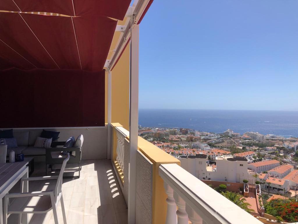 Apartamento Con Impresionantes Vistas Y Piscina Costa Adeje  Exterior photo